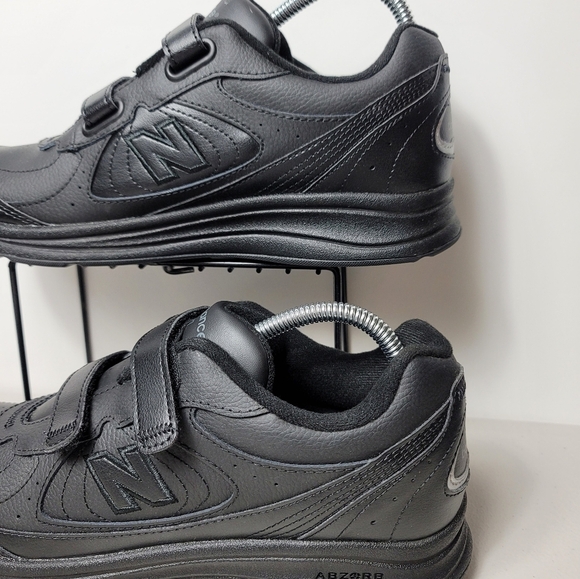 New Balance Women's 577 V1 Hook and Loop Walking Shoe Black Sz 10W - Picture 3 of 11